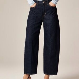 J. Crew Womans Lasso barrel leg cropped jeans. Dark blue in excellent condition